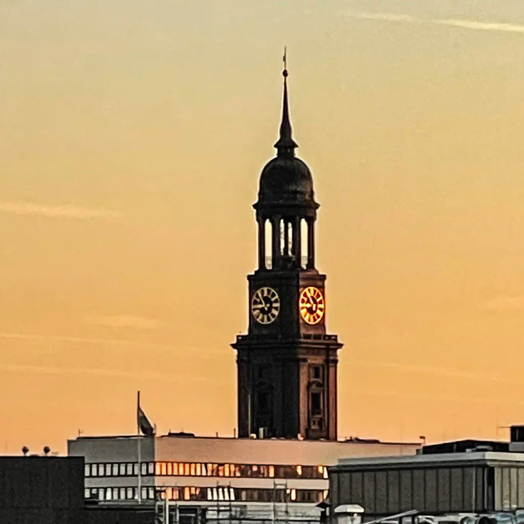 Golden Hour - Michel von der MS Europa fotografiert im Sonnenuntergang 