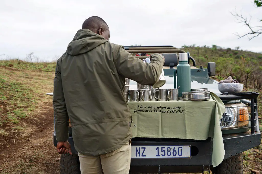 Kaffepause am Jeep 